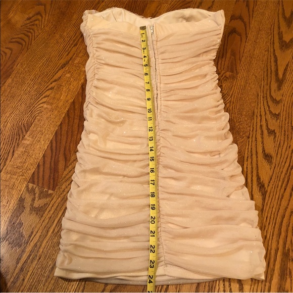 Speechless 🤩 Gold Body-con Metallic Mini Dress - Picture 4 of 8